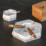 Cenicero hexagonal de mármol blanco para puros